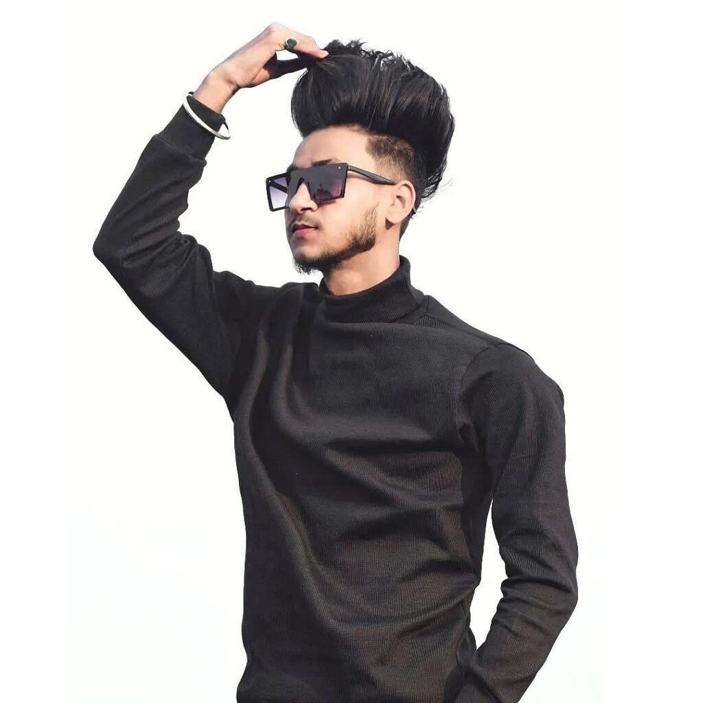 Aaryan kelvin In Black