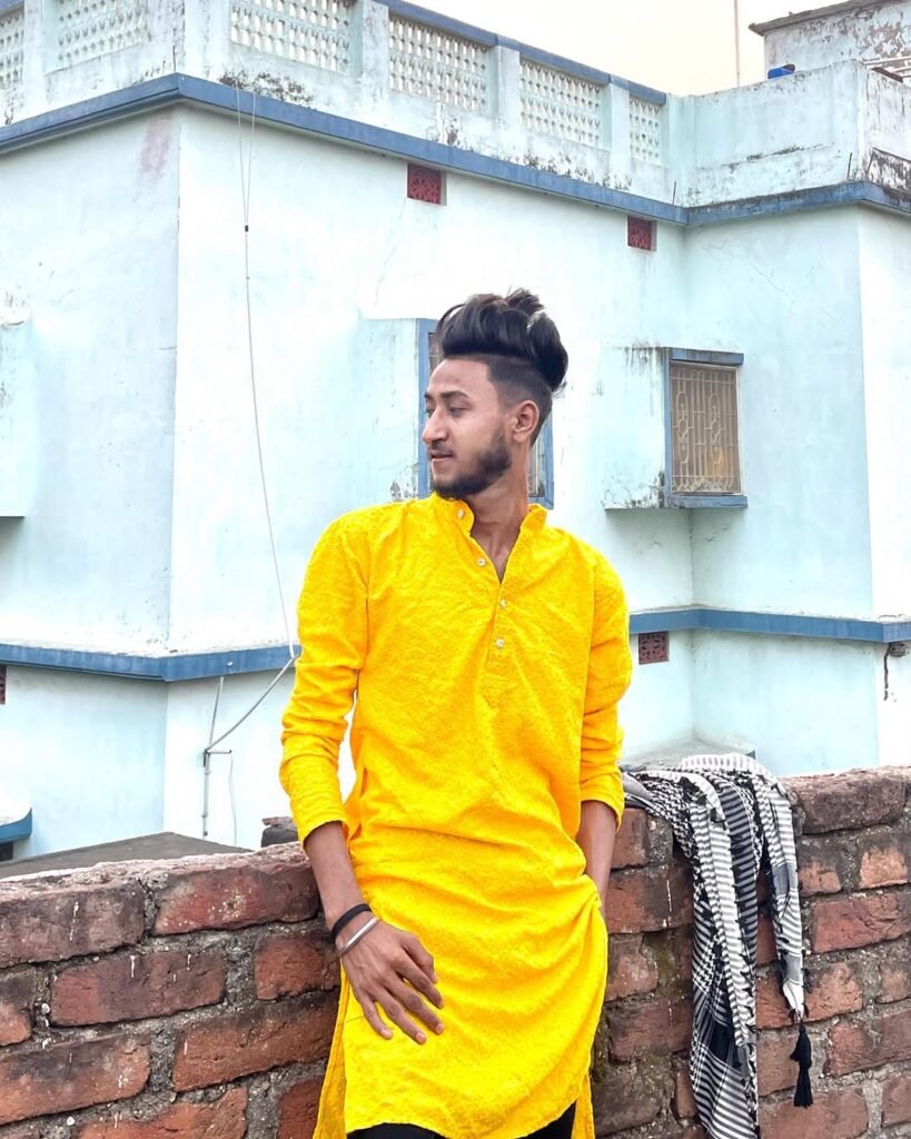 Aaryan kelvin In Kurta